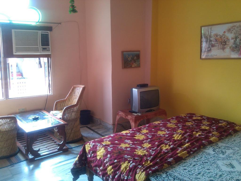 Hotel Mama Luna Пушкар Номер фото